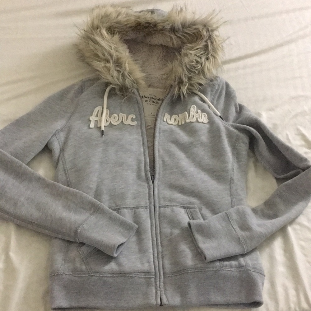 Abercrombie & Fitch Fur hoodie